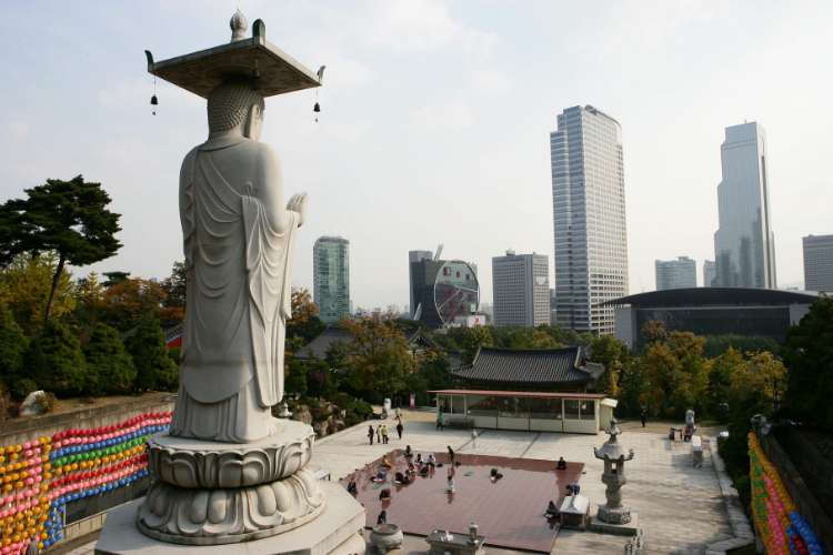 Agama di Korea Selatan Itu Beragam, Ini Presentasenya