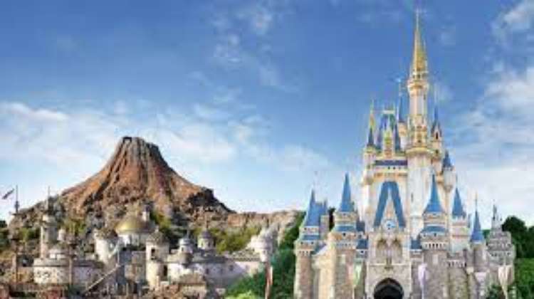 Disneyland Jepang – Informasi Wisata, Liburan, dan Harga Tiket Masuk 2023