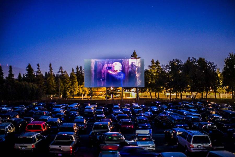 Drive in Cinema Ala Masyarakat Korea Selatan